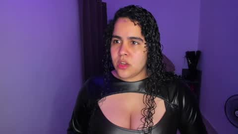 Snapshot of amber_smith20 chatting on 04/09/26, 02:44 find me here --- online show from 04/09/26, 02:44