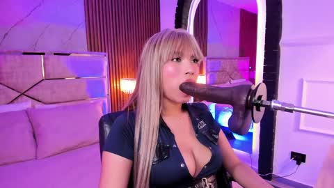 Amber Ashford online show from 05/19/26, 03:24