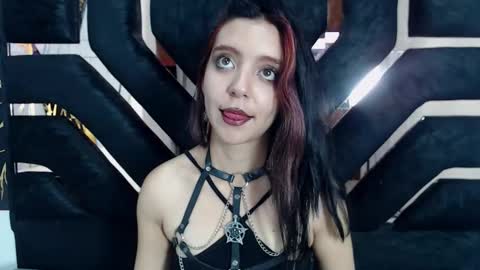 Snapshot of amberblackcs01 chatting on 05/11/26, 02:23 amber online show from 05/11/26, 02:23