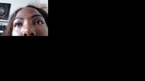 Snapshot of amberblazzee chatting on 11/03/25, 04:30 Amberblazzee online show from 11/03/25, 04:30