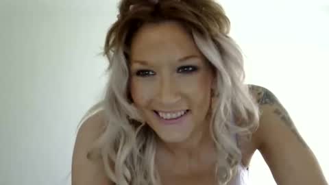 Snapshot of amberdesmond722 chatting on 06/08/26, 09:59 Kaligirll online show from 06/08/26, 09:59