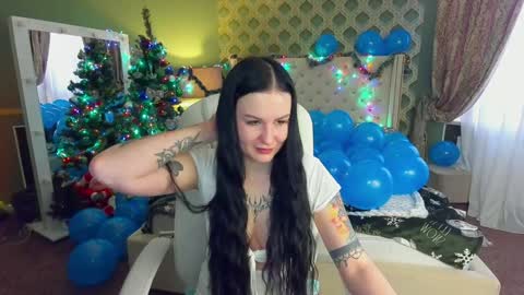 Anna online show from 12/17/24, 07:29