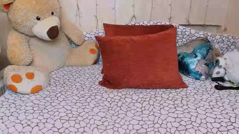 Snapshot of amberhotqueen chatting on 11/22/25, 04:55 Amber online show from 11/22/25, 04:55