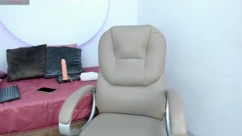 Amber online show from 04/16/26, 10:16