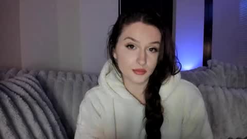 amberkinsley online show from 02/03/25, 05:18