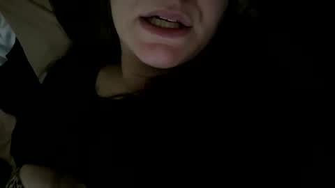 Snapshot of amberkni chatting on 04/11/26, 06:18 amberkni online show from 04/11/26, 06:18