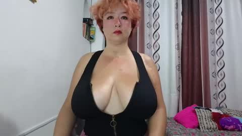 Snapshot of amberlissi chatting on 02/21/25, 03:10 LISSY online show from 02/21/25, 03:10