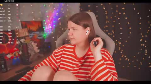 Snapshot of amberlyyy chatting on 07/14/26, 06:40 my name is Sonya but you can call me your favorite girl 3 online show from 07/14/26, 06:40
