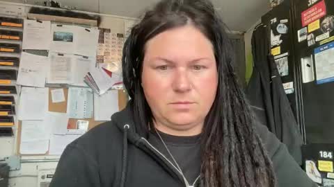 Snapshot of ambermoss7 chatting on 04/22/26, 05:47 ambermoss7 online show from 04/22/26, 05:47