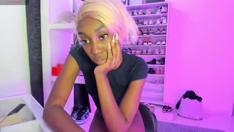 Snapshot of amberprincess2 chatting on 03/02/26, 03:52 Amber online show from 03/02/26, 03:52