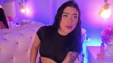 Snapshot of amberr_rousse chatting on 09/13/25, 12:16 MISS AMBERR online show from 09/13/25, 12:16