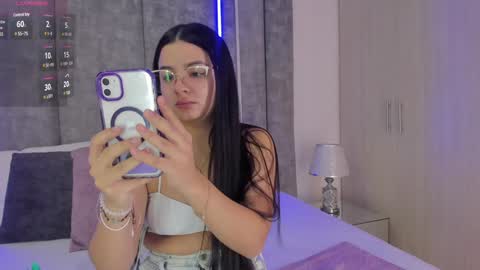 Snapshot of amberrferreira chatting on 12/11/24, 11:41 Amber Ferreira online show from 12/11/24, 11:41