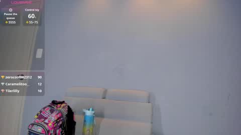 Snapshot of amberrferreira chatting on 12/30/24, 06:27 Amber Ferreira online show from 12/30/24, 06:27