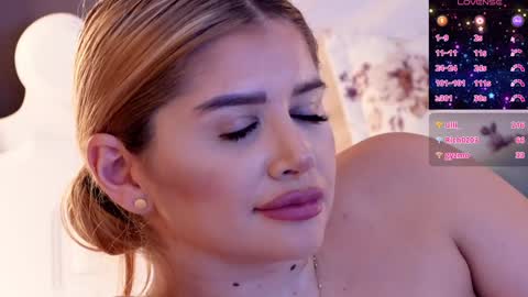 Snapshot of amberseyes chatting on 12/09/24, 02:39 Amberseyes online show from 12/09/24, 02:39