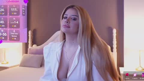 Snapshot of amberseyes chatting on 02/09/25, 12:30 Amberseyes online show from 02/09/25, 12:30