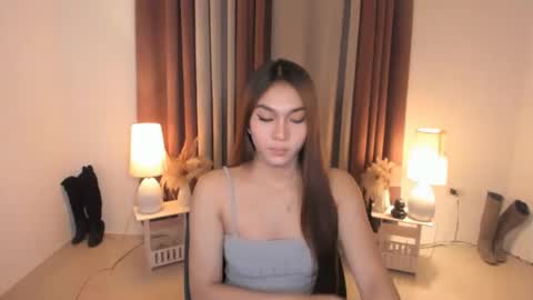 Snapshot of ambervixen69 chatting on 04/29/26, 05:30 BIGCOCK AMBER online show from 04/29/26, 05:30