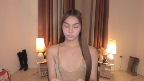 Snapshot of ambervixen69 chatting on 05/13/26, 06:44 BIGCOCK AMBER online show from 05/13/26, 06:44