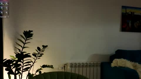 Snapshot of ambientmoon chatting on 11/18/25, 03:49 Moon inst 4mbientmoon online show from 11/18/25, 03:49