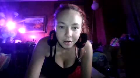 Snapshot of ambionce chatting on 09/26/25, 12:31 ambionce online show from 09/26/25, 12:31