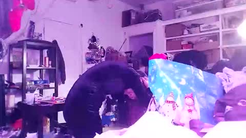 Snapshot of ambionce chatting on 10/22/25, 08:19 ambionce online show from 10/22/25, 08:19