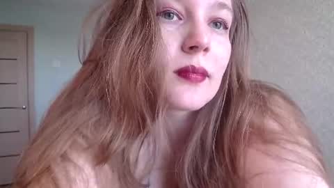 Snapshot of ambrosia_nectar chatting on 07/03/26, 12:11 25 WEEK Princess Linnea online show from 07/03/26, 12:11