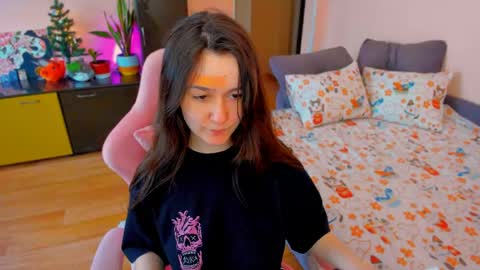 Snapshot of ameli_moon chatting on 04/21/26, 09:59 Eileen online show from 04/21/26, 09:59