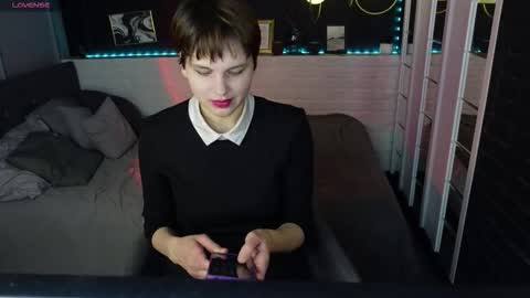 Snapshot of ameli_roses chatting on 10/26/25, 05:46 Ameli online show from 10/26/25, 05:46