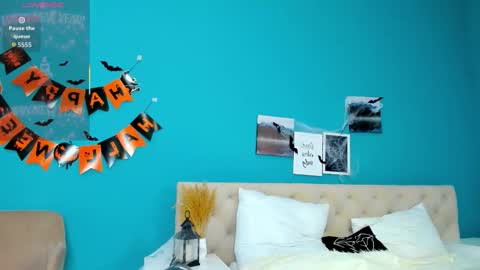 Ameli online show from 10/29/25, 01:08