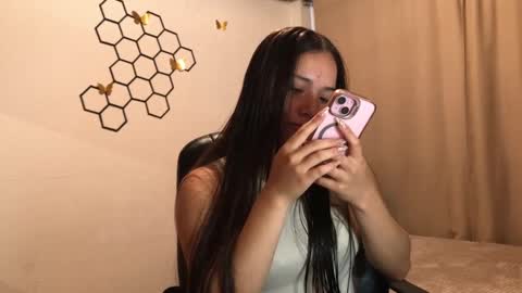Snapshot of amelia___hall chatting on 10/02/25, 03:41 Amelia online show from 10/02/25, 03:41