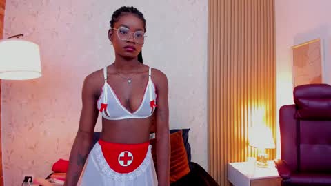 Amelia Adams online show from 02/11/25, 05:29