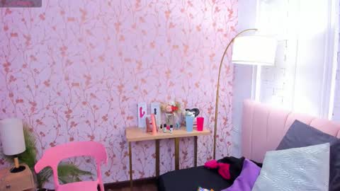 Amelia Adams online show from 09/27/25, 06:57