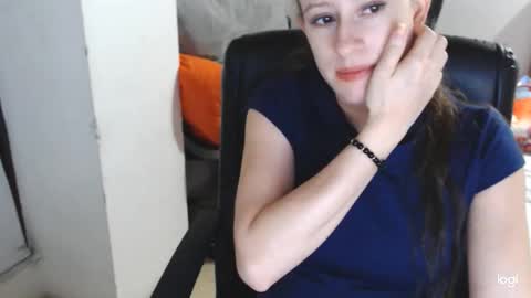 Snapshot of amelia_bella chatting on 06/06/26, 03:00 amelia online show from 06/06/26, 03:00