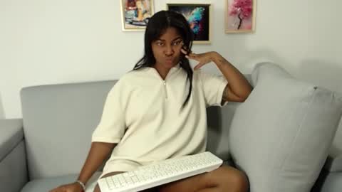 girl exsotic online show from 11/01/25, 01:35