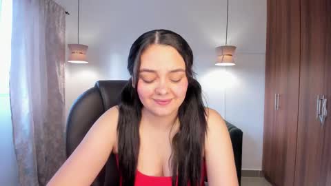 amelia online show from 10/02/25, 11:28