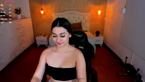 Snapshot of amelia_jacksonn chatting on 12/02/24, 04:53 A M E L I A online show from 12/02/24, 04:53