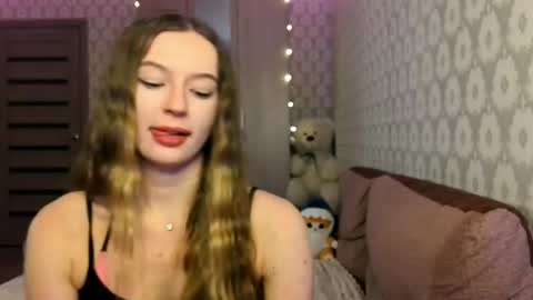 Snapshot of amelia_murmeow chatting on 05/05/26, 08:28 amelia_murmeow online show from 05/05/26, 08:28