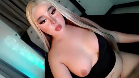 amelia_nicole08 online show from 09/21/25, 07:21