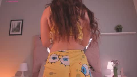 Snapshot of amelia_saenz_ chatting on 02/12/26, 11:27 Amelia online show from 02/12/26, 11:27