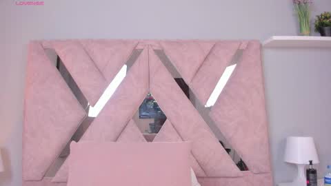 Snapshot of amelia_saenz_ chatting on 02/14/26, 07:49 Amelia online show from 02/14/26, 07:49