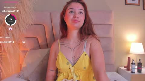 Snapshot of amelia_saenz_ chatting on 04/05/26, 12:02 Amelia online show from 04/05/26, 12:02