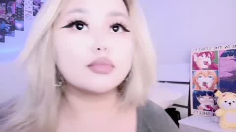 Snapshot of amelia_sunlight chatting on 12/03/24, 06:48 Amelia online show from 12/03/24, 06:48