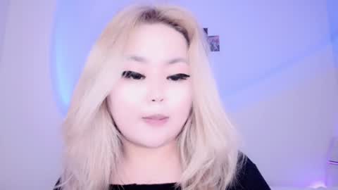 Snapshot of amelia_sunlight chatting on 12/04/24, 08:12 Amelia online show from 12/04/24, 08:12