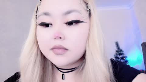 Snapshot of amelia_sunlight chatting on 12/23/24, 11:39 Amelia online show from 12/23/24, 11:39