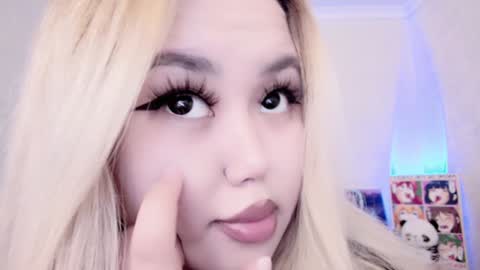 Snapshot of amelia_sunlight chatting on 12/28/24, 05:02 Amelia online show from 12/28/24, 05:02