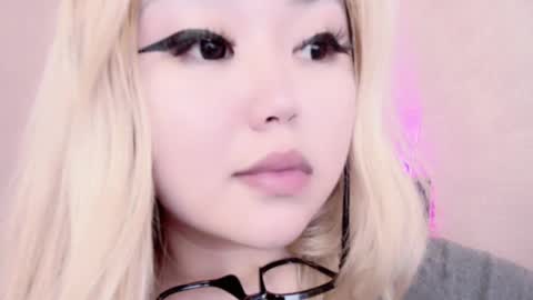 Snapshot of amelia_sunlight chatting on 02/22/25, 03:34 Amelia online show from 02/22/25, 03:34