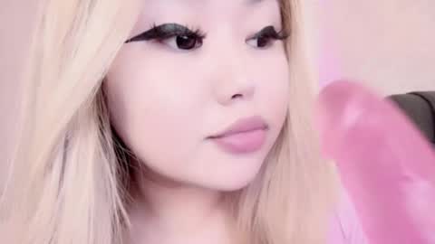 Snapshot of amelia_sunlight chatting on 02/25/25, 12:47 Amelia online show from 02/25/25, 12:47