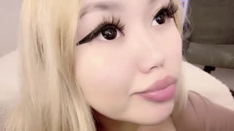 Snapshot of amelia_sunlight chatting on 02/28/25, 04:10 Amelia online show from 02/28/25, 04:10