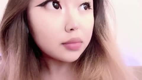 Snapshot of amelia_sunlight chatting on 04/02/26, 12:30 Amelia online show from 04/02/26, 12:30