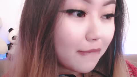 Snapshot of amelia_sunlight chatting on 04/19/26, 02:05 Amelia online show from 04/19/26, 02:05