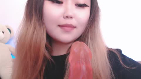 Snapshot of amelia_sunlight chatting on 04/30/26, 04:57 Amelia online show from 04/30/26, 04:57